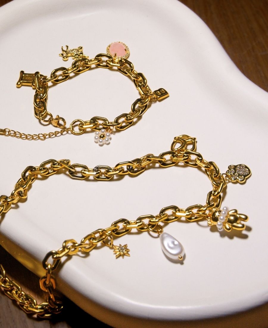 Egyedi charmos ékszer konfigurátor