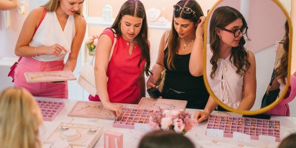 Charm Bar experience